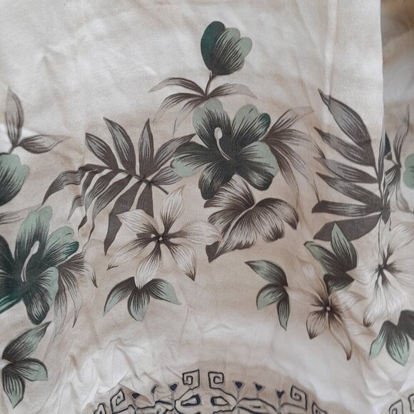 Pierre Cardin Mens XL button down casual tropical Hawaiian shirt - Picture 8 of 9